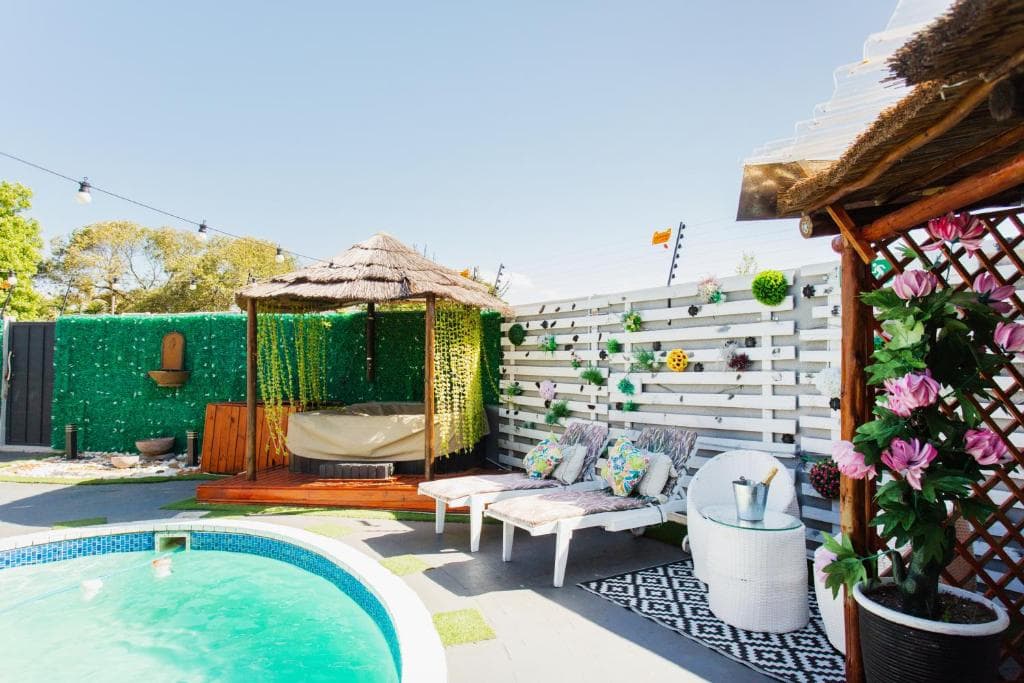 Caline VIP Mews - Photo 5